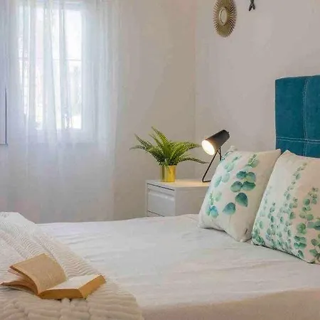 Pink Blue Τορεβιέχα